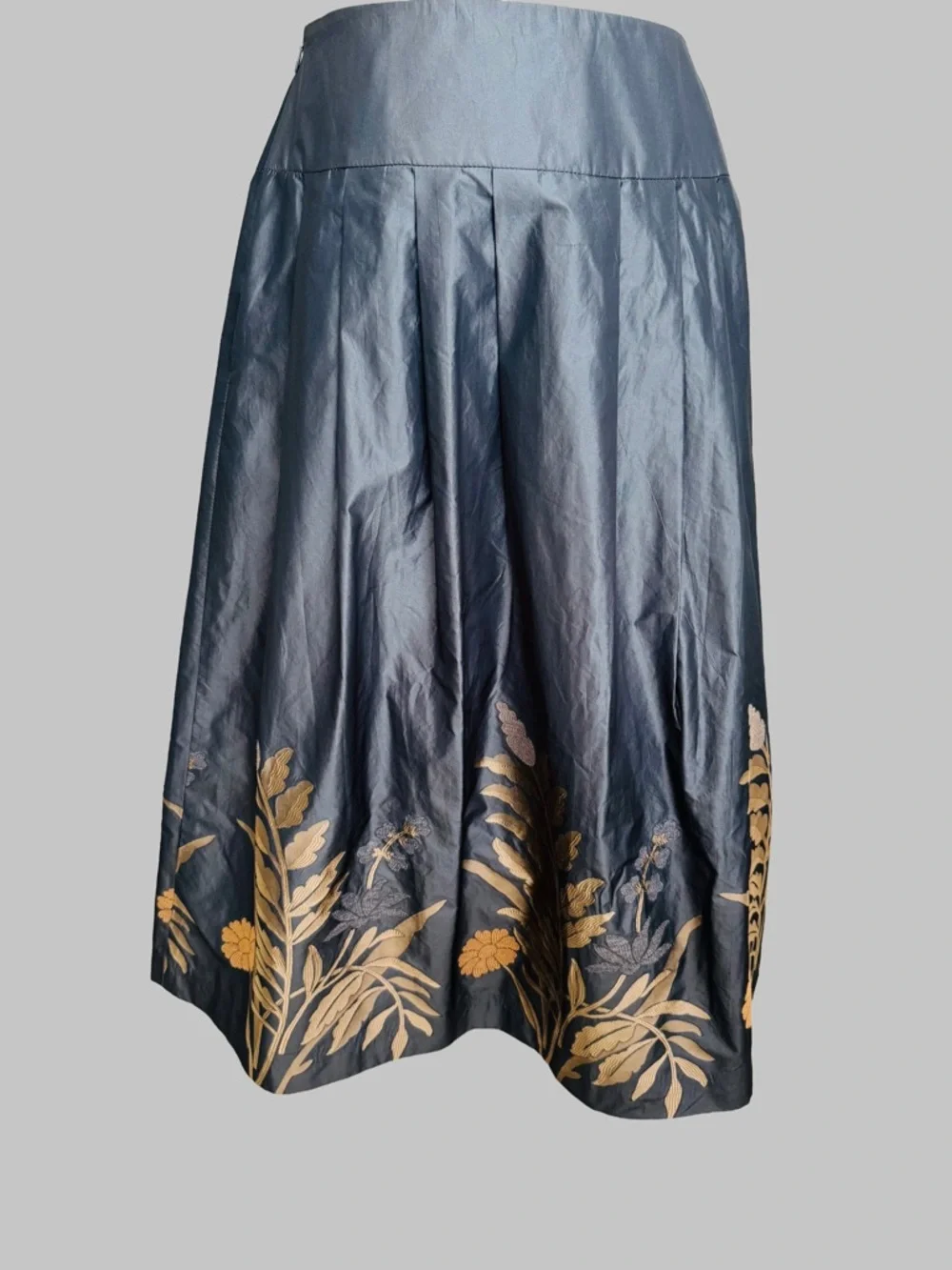 Juliana Collezione Gray Embroidered Midi Skirt Gold Floral Lined USA 8 - Picture 3 of 16